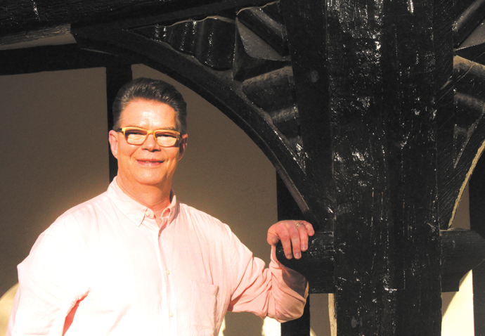 WESTMINSTER PEOPLE: How psychic medium Lee keeps his clients in high spirits whyberd
