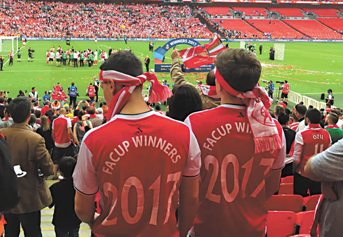 I’m not kidding, we could win this! Arsenal Fans-FACupWinners