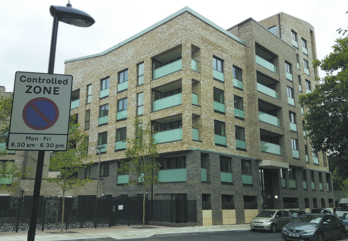 Vicars Road flats3