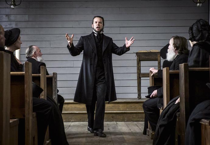 Fiery portrait of Old West Brimstone_Guy Pearce