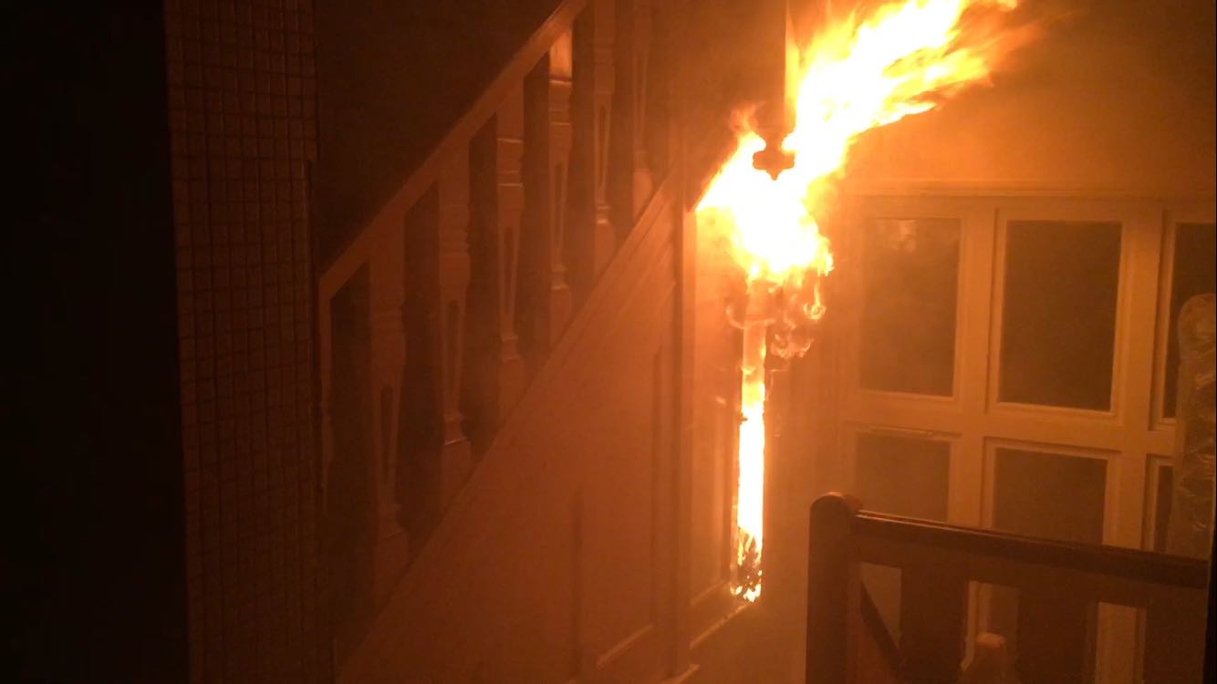 Survivors of fatal Belsize Park fire demand answers 2017-11-22-PHOTO-00000006