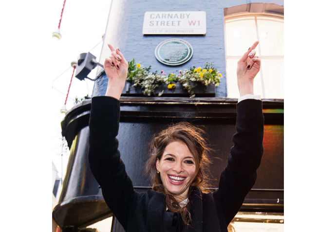 Plaque tribute to ‘legendary’ Swinging Sixties style pioneers Lauren Gold