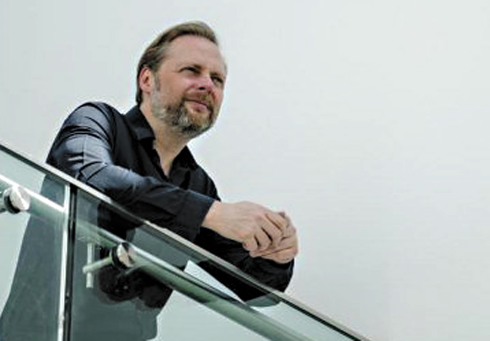 Union Chapel hosts an evening of instrumental improvisation, including the world premiere of Bryn Harrison’s To Shadow, with organ, cellos and gamelan Bryn Harrison