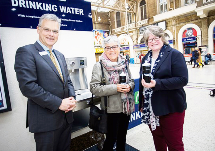 Free water fountain in Charing Cross Station Fountain