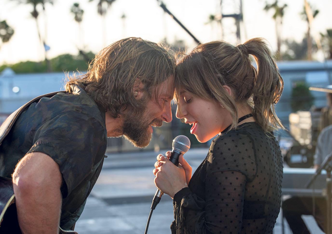 Stellar screen debut from Lady Gaga A star is born