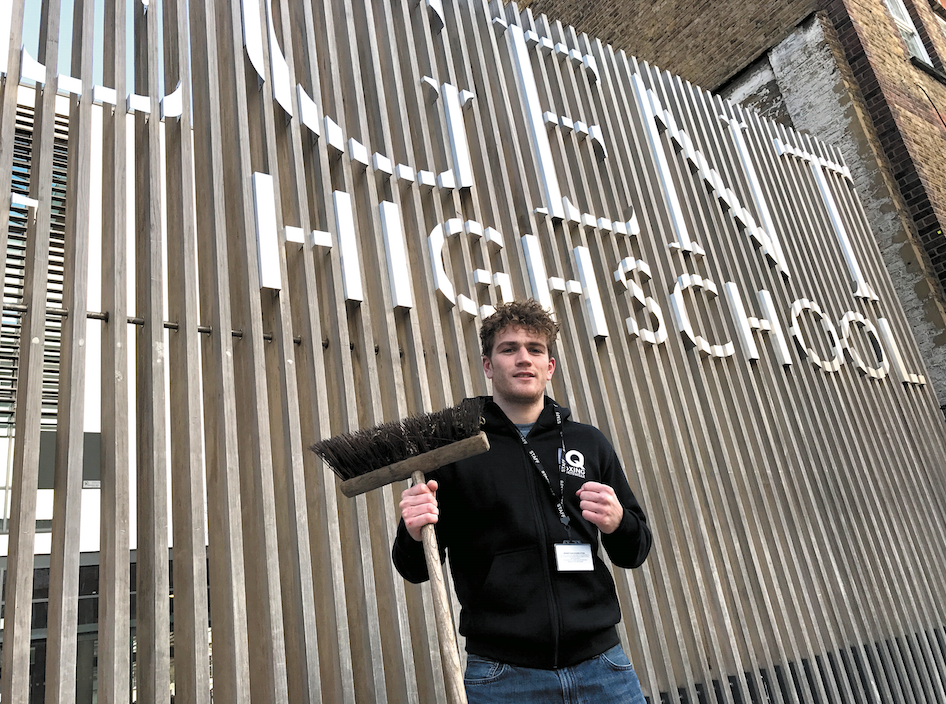 School caretaker by day, pro-boxer by night Robbie Chapman