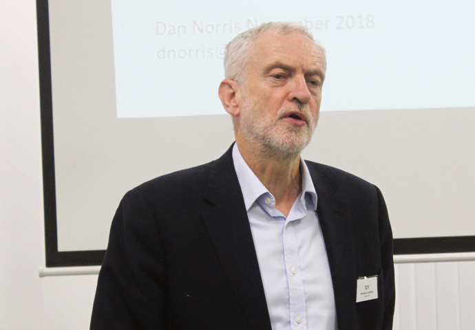 ‘Stress, misery and poverty’ of Universal Credit Jeremy Corbyn IMG_2641