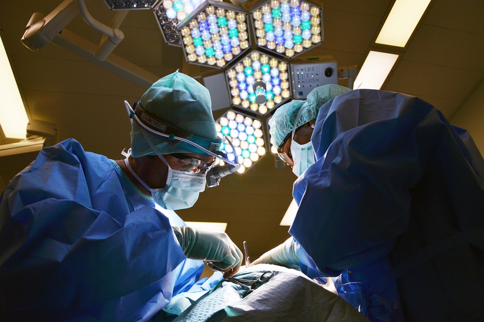 doctor-650534_960_720 (1)