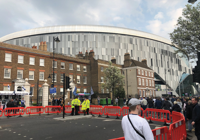 Spurs stadium exterior