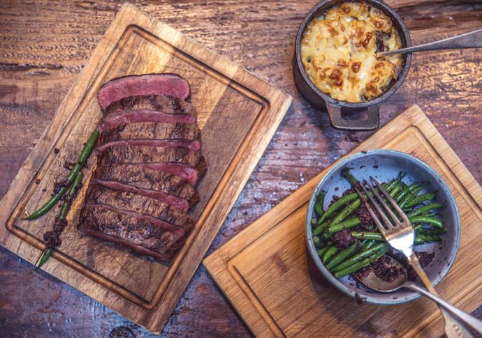 Eating out Venison Mac&Cheese Green Beans