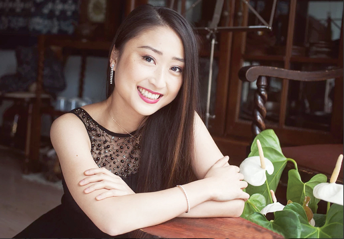Asagi Nakata – winning prizes and loving Liszt Asagi Nakata_photo www.asaginakatapianist