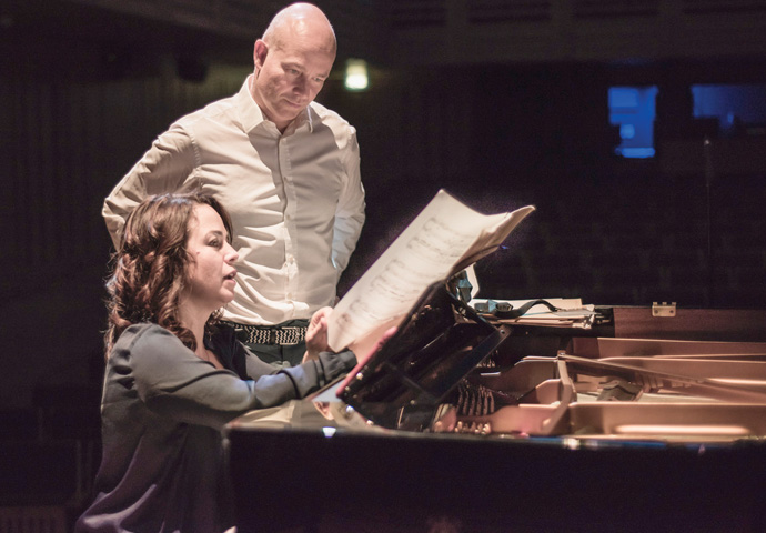 Charles Owen and Katya Apekisheva