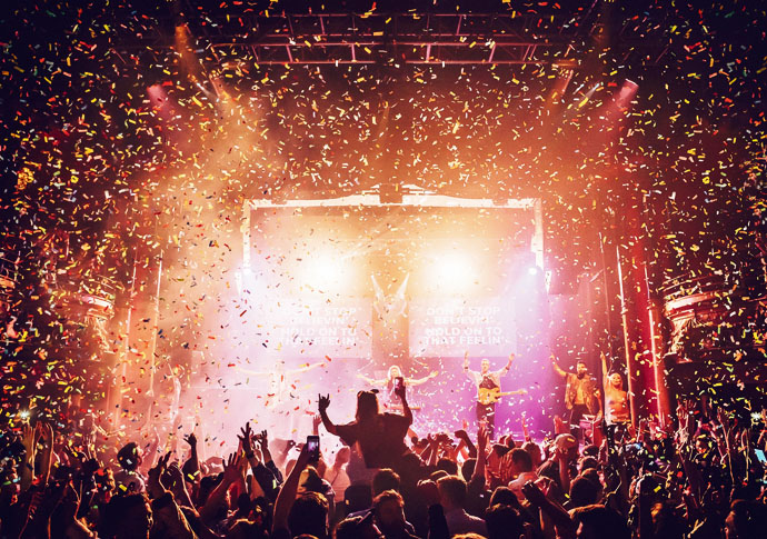 Massaoke for homeless: all together now Massaoke CSR