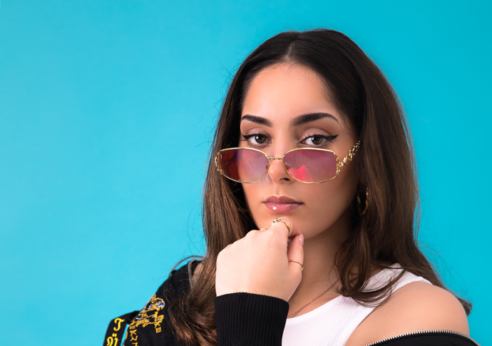 Róisín Gadelrab’s music news: UNE; Aziza Brahim Saharawi; R.J. Gibb; Miraa May Miraa May