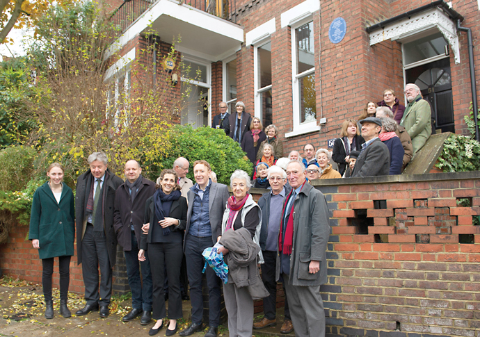 Milein Cosman_plaque group