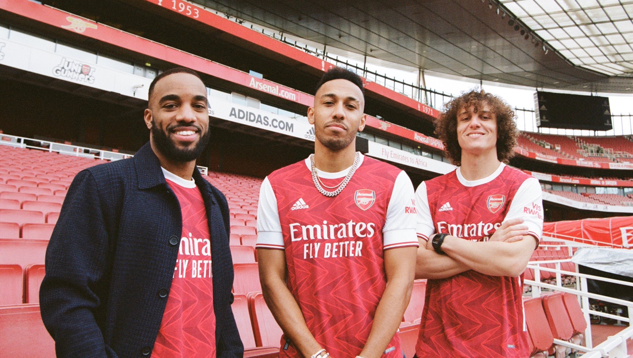 arsenal kit launch 2020 Lacazette Aubameyang luiz EdmLBhbXkAAc9kS