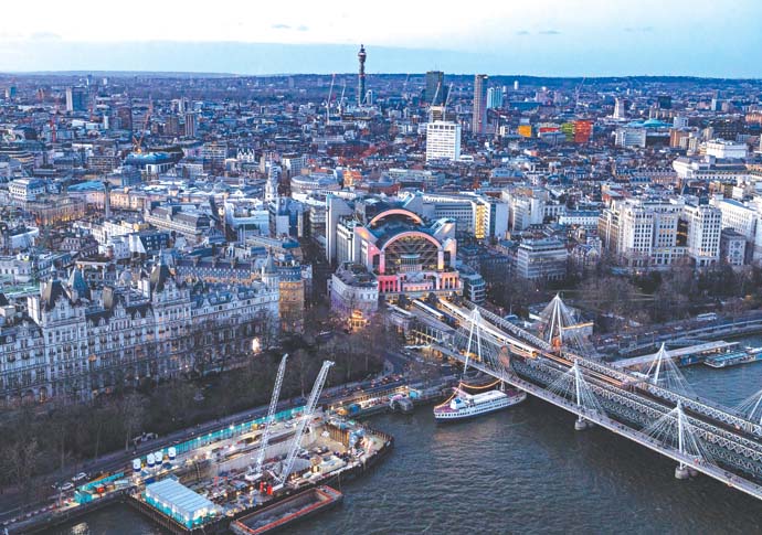 Hungerford bridge