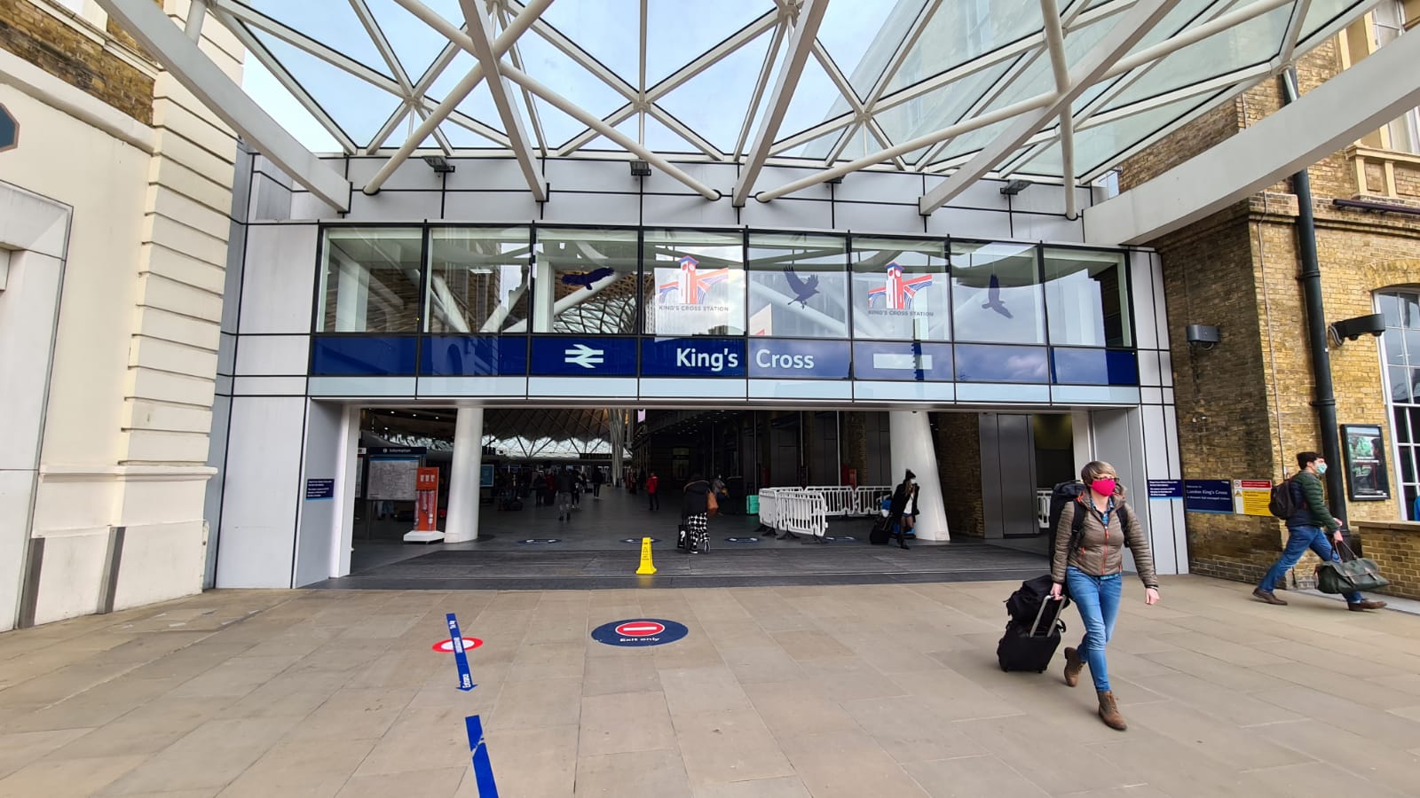 king's cross station during covid pandemic