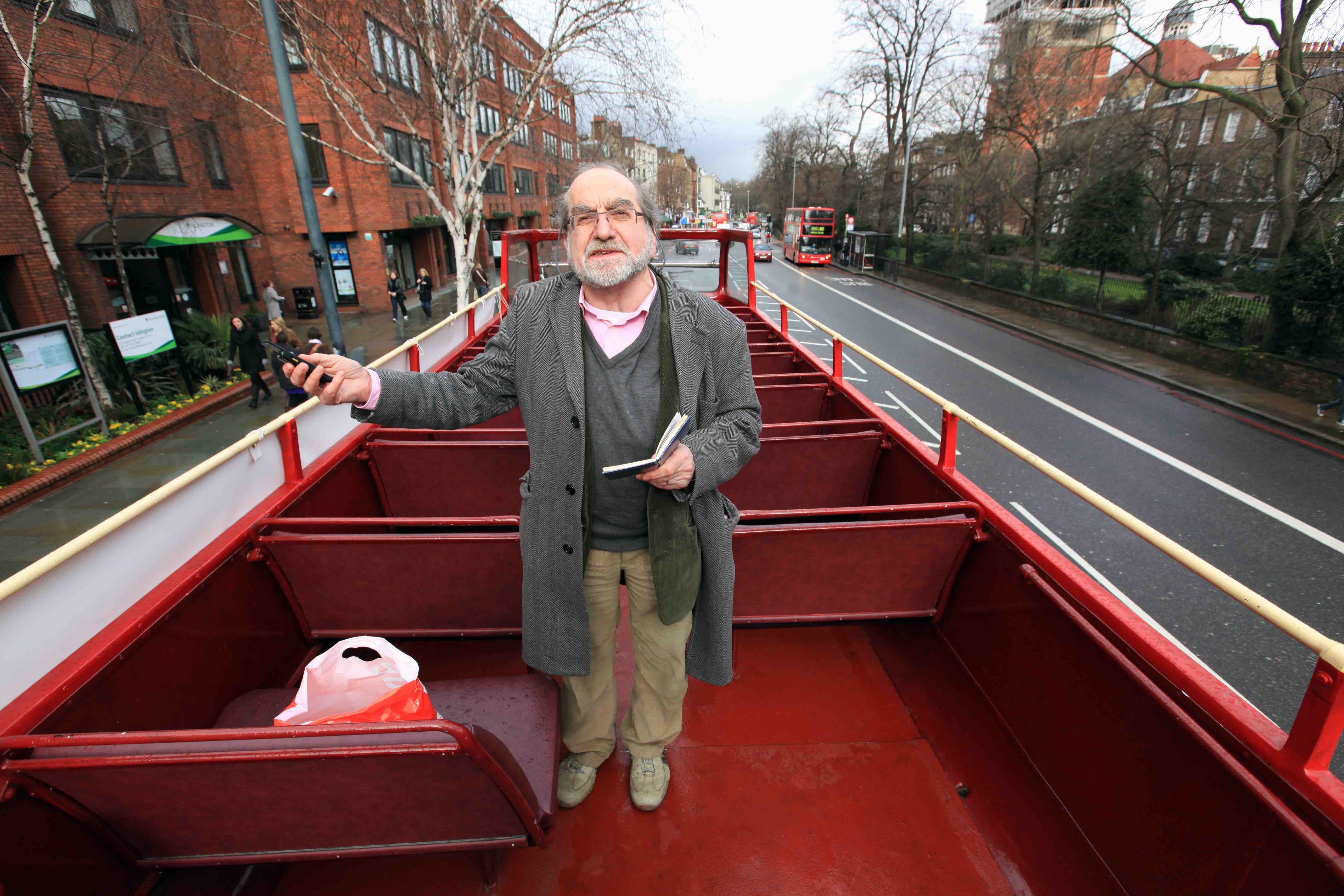 Eric Gordon, editor and founder of the Camden New Journal, dies at 89 Battle bus