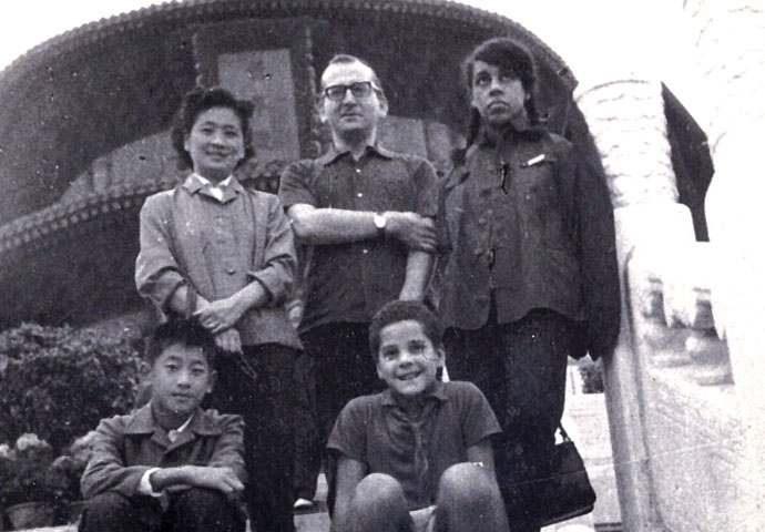 Seeing Red Eric in China 1
