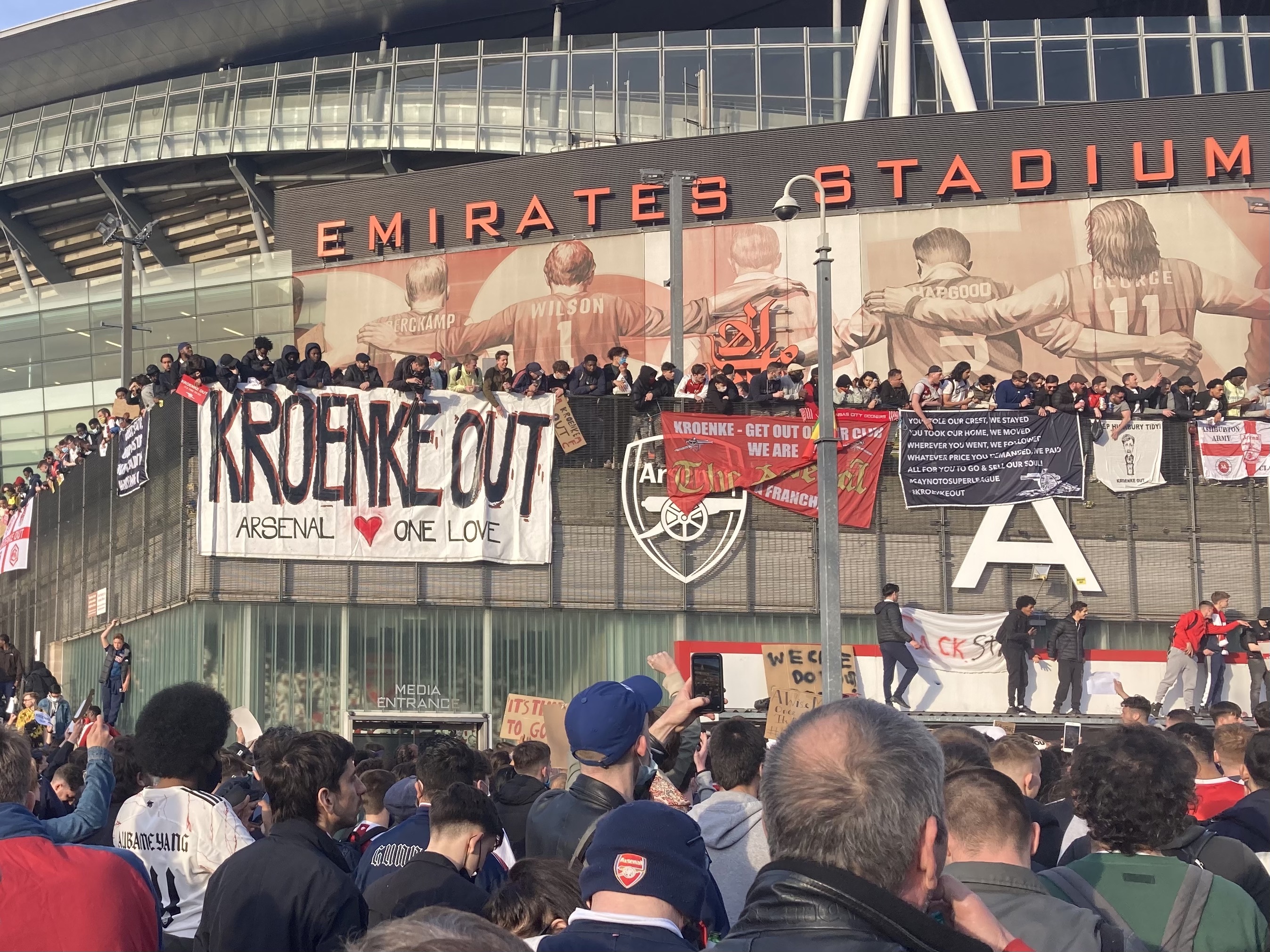 Arsenal fans call for ‘Kroenke out’ at protest Arsenal protest