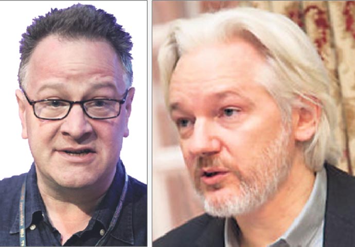 Julian Assange_right_and Tim Dawson