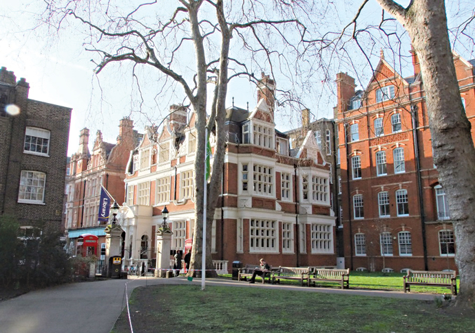 Mayfair Library_credit Paul Farmer_CC BY-SA 2.0