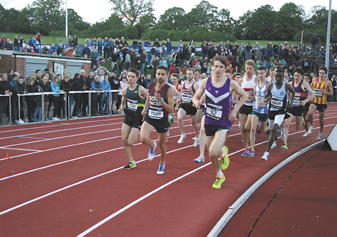 Night of the 10000m PBs RunningAction