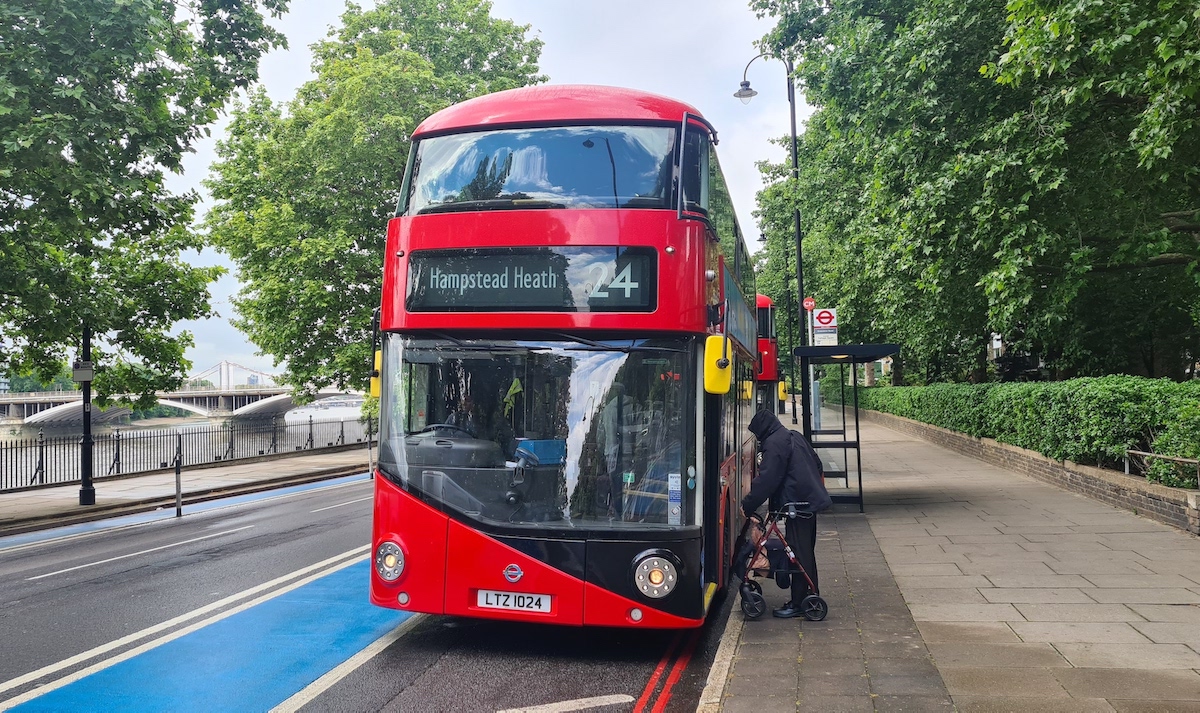 Transport for London announces potential cuts to Westminster bus routes 24 bus in Pimlico