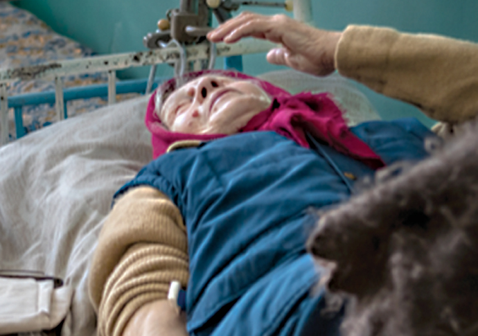 Patient in Ukraine_photo Bradley Wood