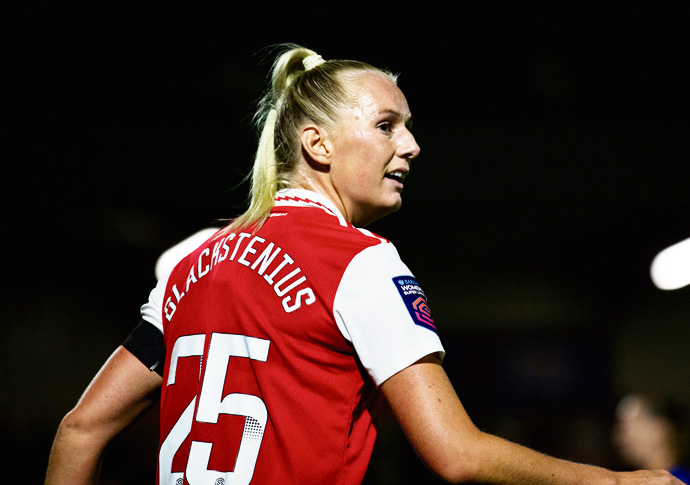 Arsenal v Brighton - Barclays FA Womens Super League - Meadow Park