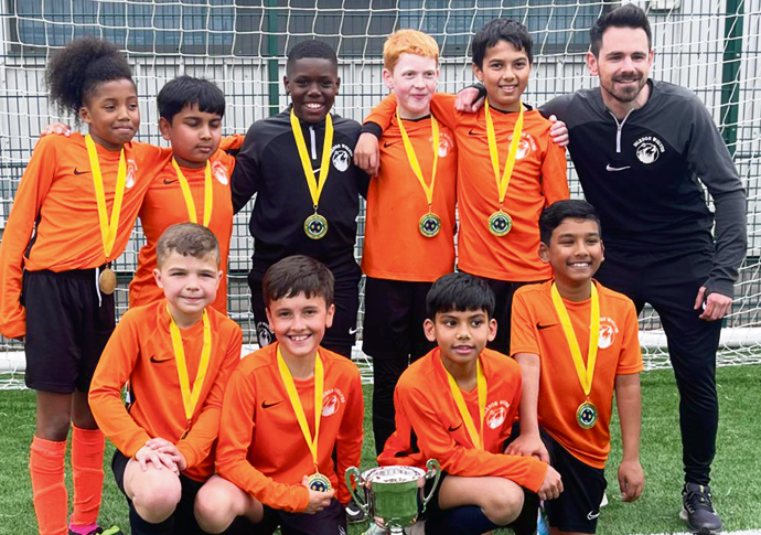 Ours at last! Wolves triumph in third attempt Isledon Wolves U10s