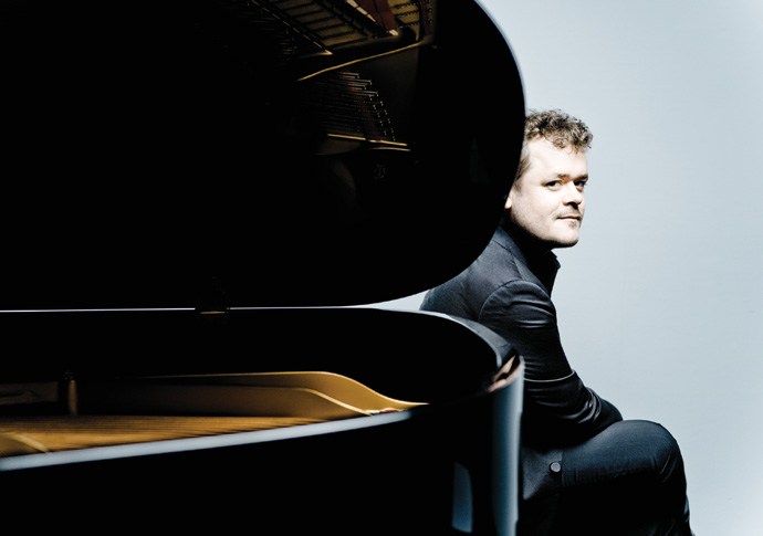 Michael White’s classical news: The Proms; Opera Holland Park; Wigmore Hall Benjamin GrosvenorPhoto: Marco Borggreve