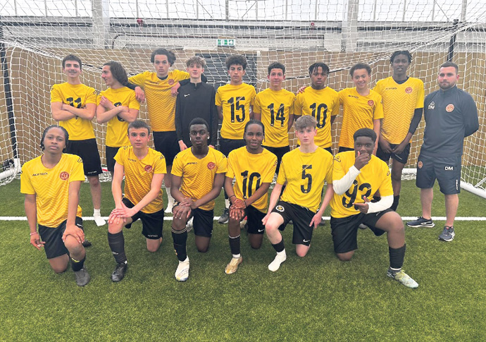 Town roar back from the brink Kentish Town’s joint Under-15s-16s new