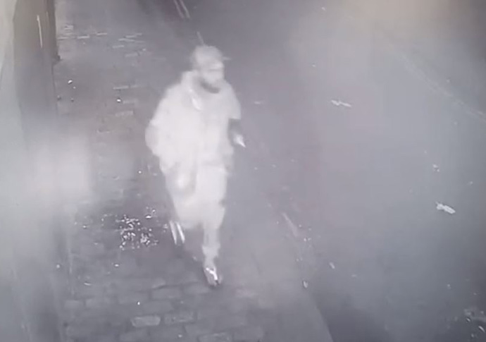 Watch robbery suspect Unidentified suspect