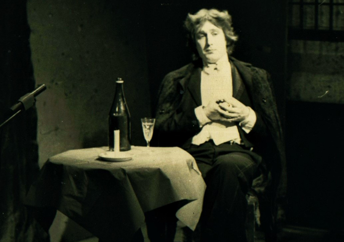 Neil Titley as Oscar 3