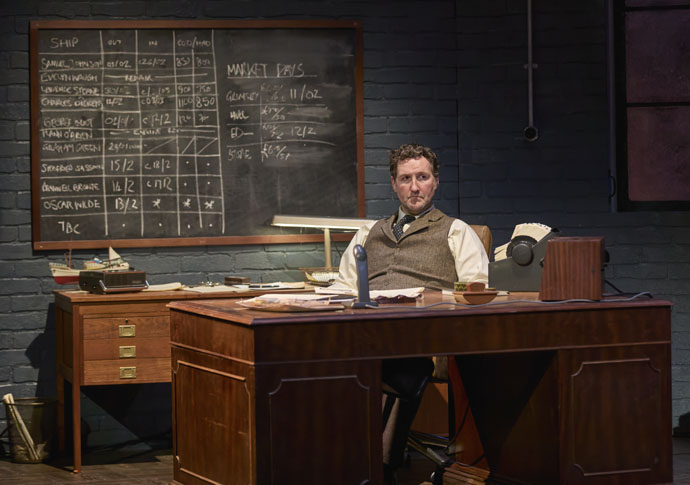 Review: Reykjavik, at Hampstead Theatre John Hollingworth as Donald Claxton in Reykjavik_credit Mark Douet