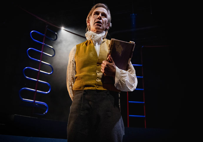 Richard Cant (Edward Jenner) - credit Mark Senior