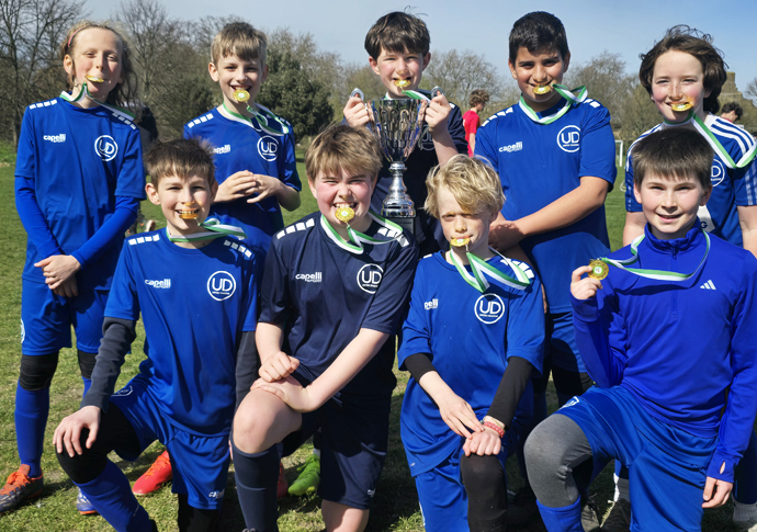 Magic Dragons see season out in style United Dragons-U12s-CupWinners