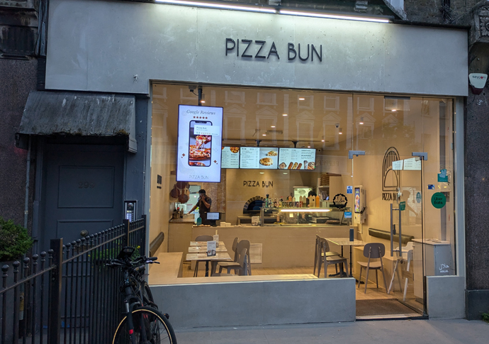 Pizza bun