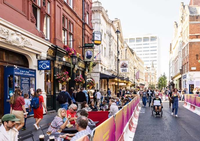 Traffic-free trial offers taste of al fresco dining St Martins Lane al fresco 2