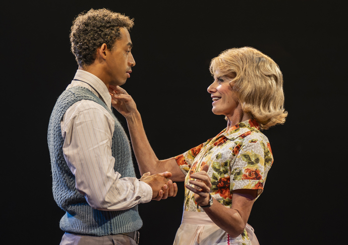 Review: Entertaining Mr Sloane, at Young Vic Entertaining Mr Sloane