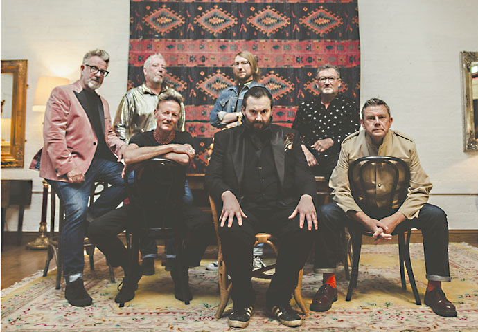 Grooves: Special gig and exhibition at the 100 Club by visual artist Pete McKee Pete McKee and his band The Everly Pregnant Brothers_Press photo-1